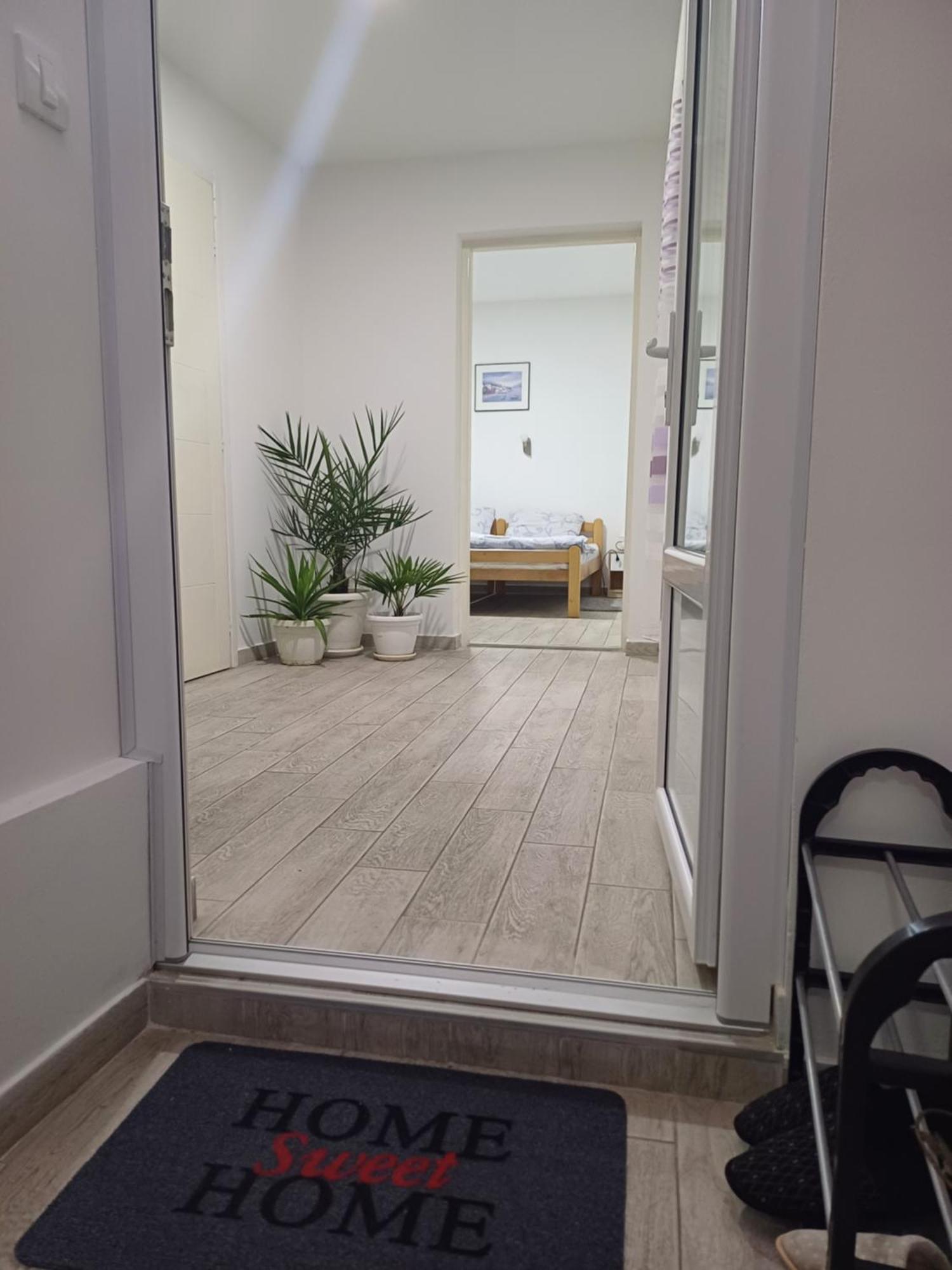 Apartman “Sanja” ピロト エクステリア 写真