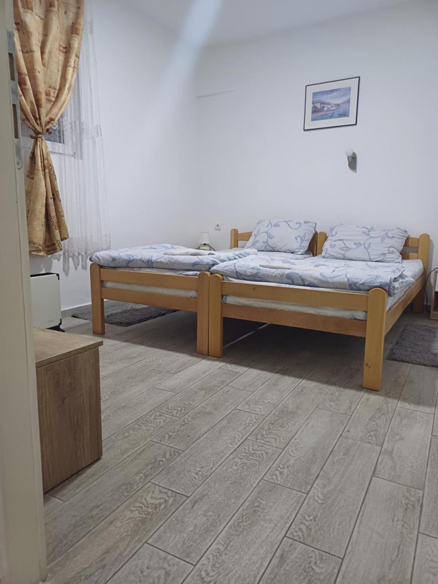 Apartman “Sanja” ピロト エクステリア 写真